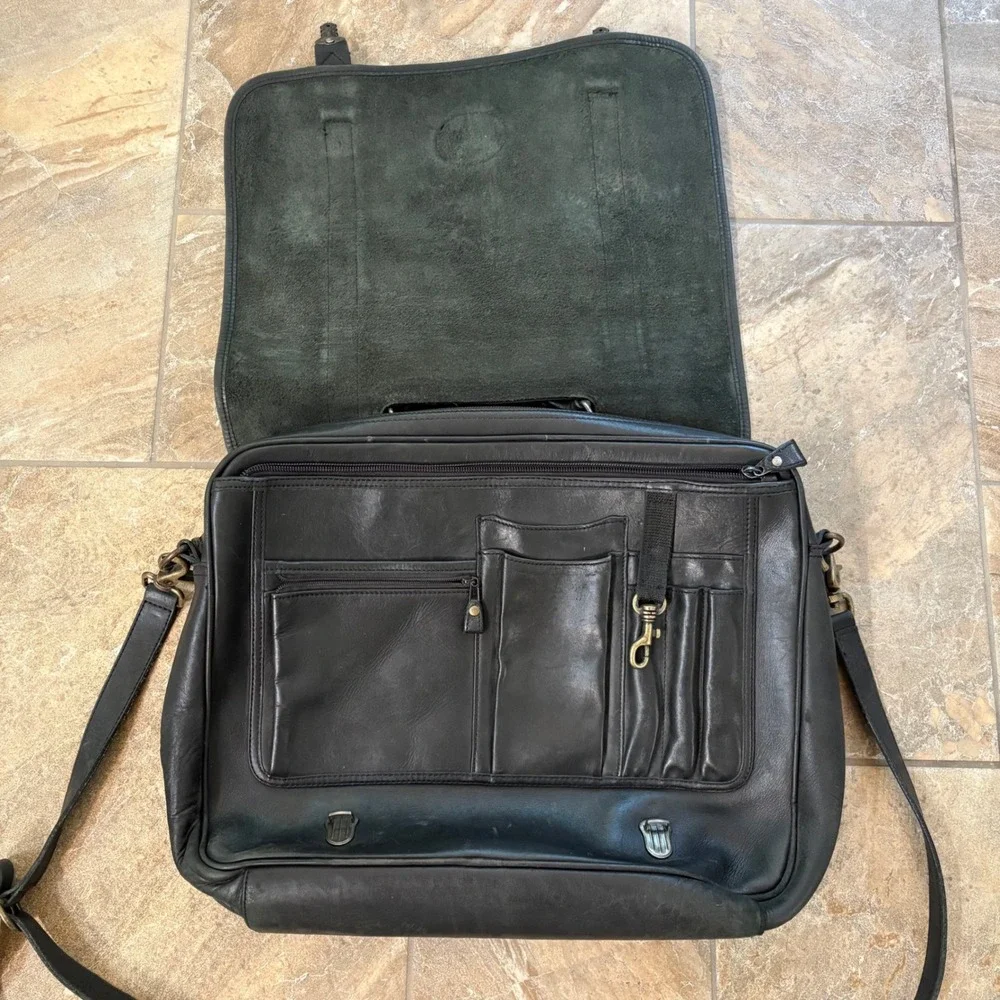 Vintage Eddie Bauer Black Leather Messenger Bag Briefcase Laptop Shoulder Bag